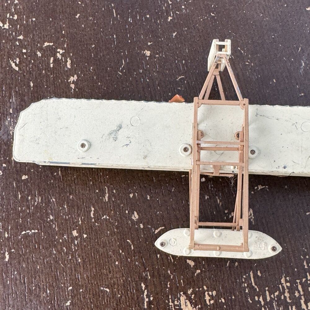 Vintage Wright Brothers Kitty Hawk Scale Die Cast Metal Airplane 7” Wingspan - Picture 8 of 9